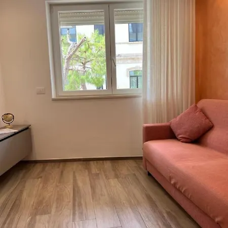 アパートホテル Vilu Centro 4*