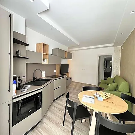 Lägenhetshotell Vilu Centro 4*